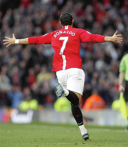 动造成膝盖 动造成膝盖