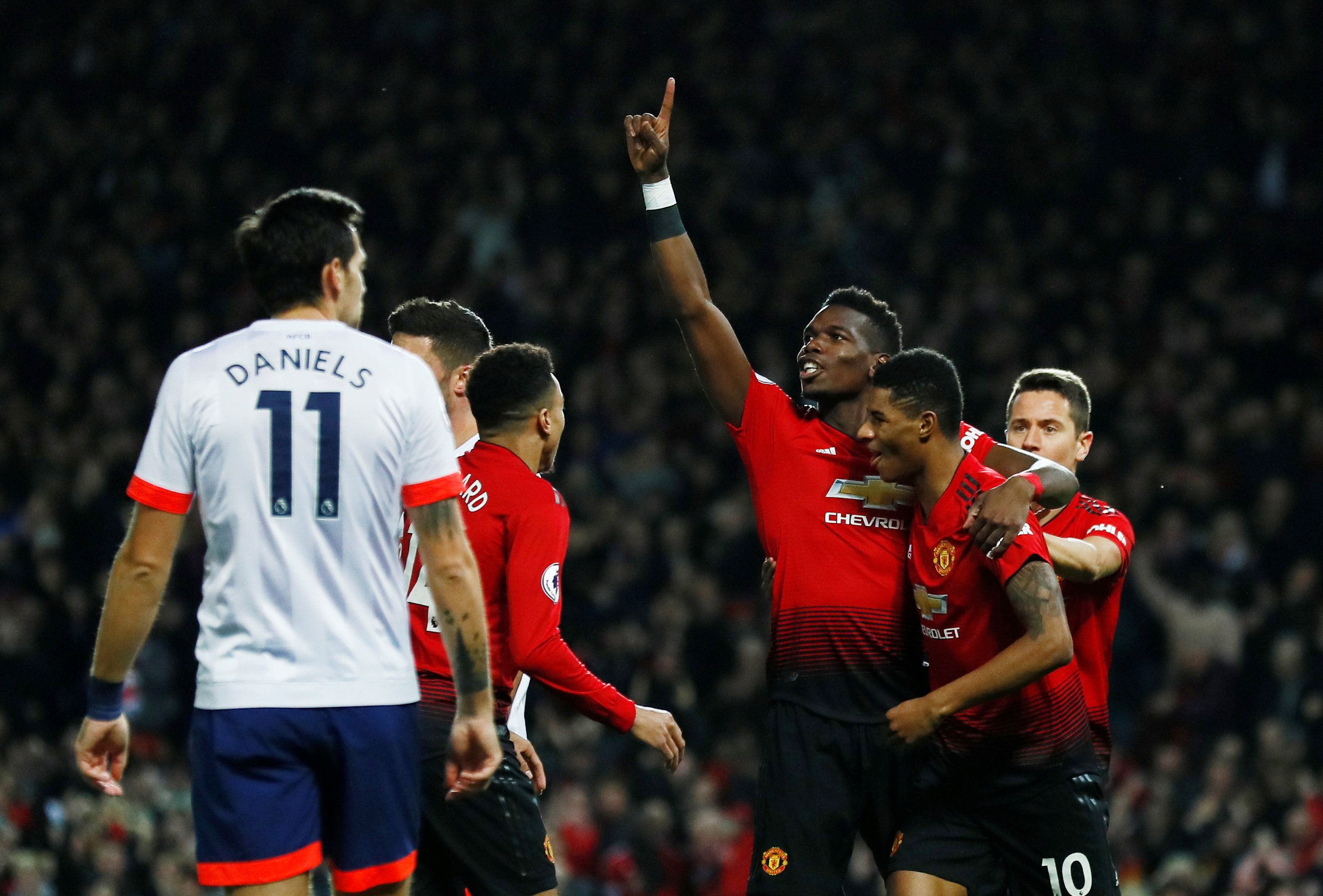 着国足的比 着国足的比